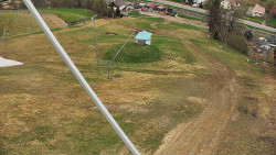 Spodní část sjezdovky skiareálu Karolinka