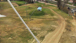 Spodní část sjezdovky skiareálu Karolinka