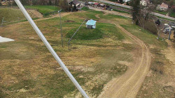 Spodní část sjezdovky skiareálu Karolinka