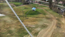 Spodní část sjezdovky skiareálu Karolinka