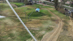 Spodní část sjezdovky skiareálu Karolinka