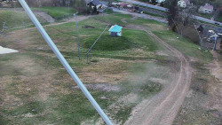 Spodní část sjezdovky skiareálu Karolinka