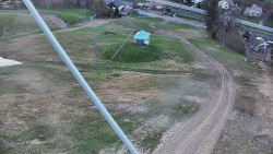 Spodní část sjezdovky skiareálu Karolinka