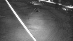 Spodní část sjezdovky skiareálu Karolinka