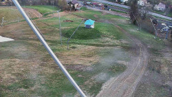 Spodní část sjezdovky skiareálu Karolinka