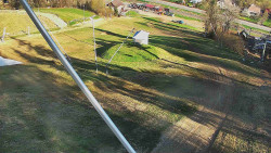 Spodní část sjezdovky skiareálu Karolinka