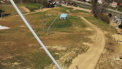 Spodní část sjezdovky skiareálu Karolinka