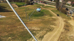 Spodní část sjezdovky skiareálu Karolinka