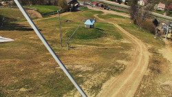 Spodní část sjezdovky skiareálu Karolinka
