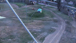 Spodní část sjezdovky skiareálu Karolinka