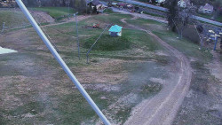 Spodní část sjezdovky skiareálu Karolinka