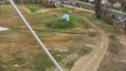 Spodní část sjezdovky skiareálu Karolinka