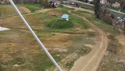 Spodní část sjezdovky skiareálu Karolinka