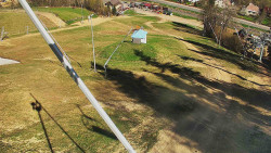 Spodní část sjezdovky skiareálu Karolinka