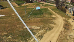 Spodní část sjezdovky skiareálu Karolinka