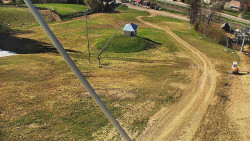 Spodní část sjezdovky skiareálu Karolinka