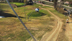 Spodní část sjezdovky skiareálu Karolinka