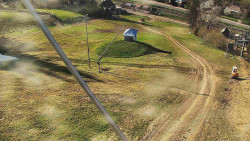 Spodní část sjezdovky skiareálu Karolinka