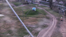 Spodní část sjezdovky skiareálu Karolinka