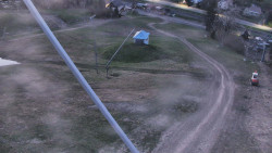 Spodní část sjezdovky skiareálu Karolinka