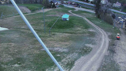 Spodní část sjezdovky skiareálu Karolinka