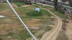 Spodní část sjezdovky skiareálu Karolinka