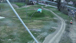 Spodní část sjezdovky skiareálu Karolinka