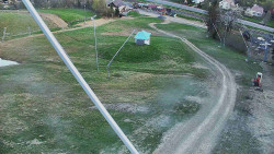 Spodní část sjezdovky skiareálu Karolinka