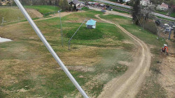 Spodní část sjezdovky skiareálu Karolinka