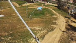 Spodní část sjezdovky skiareálu Karolinka