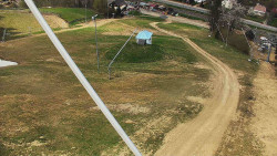 Spodní část sjezdovky skiareálu Karolinka