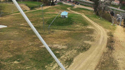 Spodní část sjezdovky skiareálu Karolinka