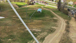 Spodní část sjezdovky skiareálu Karolinka