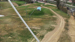 Spodní část sjezdovky skiareálu Karolinka