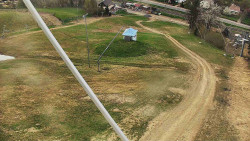 Spodní část sjezdovky skiareálu Karolinka