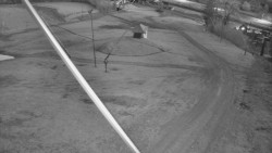 Spodní část sjezdovky skiareálu Karolinka