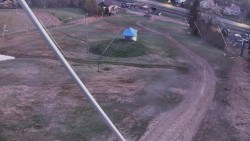 Spodní část sjezdovky skiareálu Karolinka