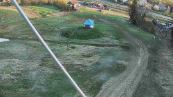 Spodní část sjezdovky skiareálu Karolinka