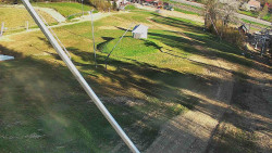 Spodní část sjezdovky skiareálu Karolinka