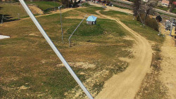 Spodní část sjezdovky skiareálu Karolinka