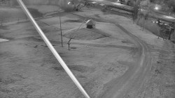 Spodní část sjezdovky skiareálu Karolinka