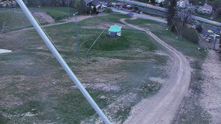 Spodní část sjezdovky skiareálu Karolinka