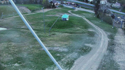 Spodní část sjezdovky skiareálu Karolinka