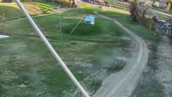 Spodní část sjezdovky skiareálu Karolinka