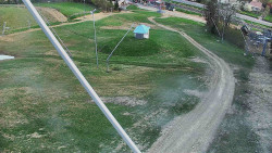 Spodní část sjezdovky skiareálu Karolinka