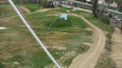 Spodní část sjezdovky skiareálu Karolinka