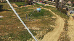 Spodní část sjezdovky skiareálu Karolinka