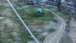 Spodní část sjezdovky skiareálu Karolinka