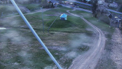 Spodní část sjezdovky skiareálu Karolinka