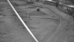 Spodní část sjezdovky skiareálu Karolinka